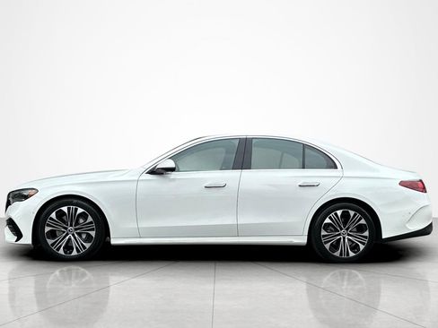 Used 2026 Mercedes-Benz E 350 Sedan image 2