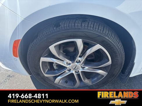 Used 2022 Chrysler Pacifica Pinnacle image 12