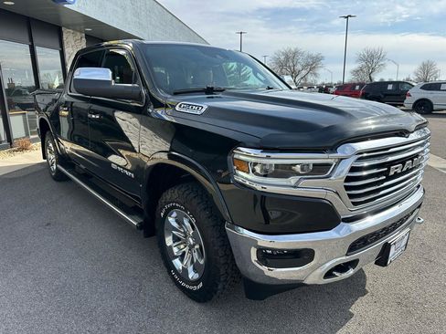 Used 2022 RAM 1500 Limited w/ Bed Utility Group image 9