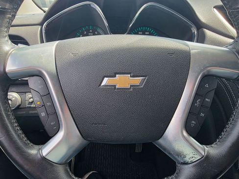 Used 2017 Chevrolet Traverse Premier AWD/4WD image 16