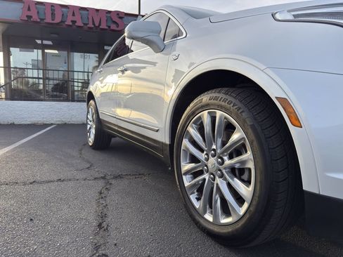 Used 2017 Cadillac XT5 Platinum image 28