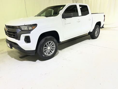 Used 2026 Chevrolet Colorado LT w/ Advanced Trailering Package RWD image 6