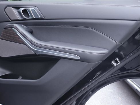 New 2026 BMW X5 xDrive50e w/ M Sport Package image 18