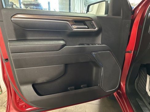 Used 2023 Chevrolet Silverado 1500 LT image 9