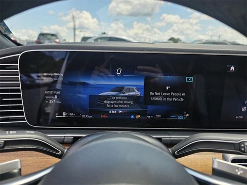 Used 2024 Mercedes-Benz GLE 350 4MATIC image 16