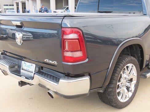 Used 2020 RAM 1500 Laramie AWD/4WD image 12