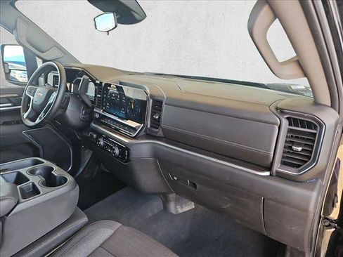 Used 2025 Chevrolet Silverado 2500 LT w/ Convenience Package AWD/4WD image 21