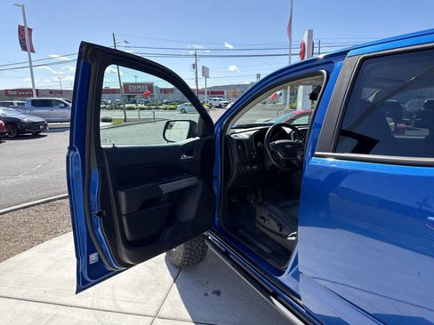 Used 2019 Chevrolet Colorado ZR2 w/ ZR2 Dusk Special Edition AWD/4WD image 10