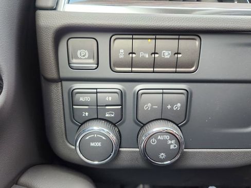 New 2025 Chevrolet Tahoe 4WD image 28