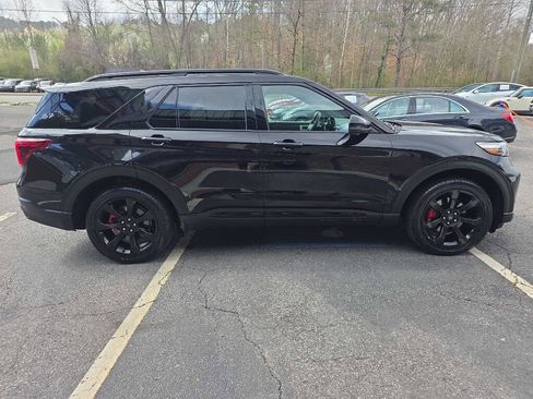 Used 2020 Ford Explorer ST w/ ST Street Pack image 6