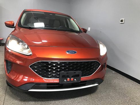 Used 2020 Ford Escape SE AWD/4WD image 8