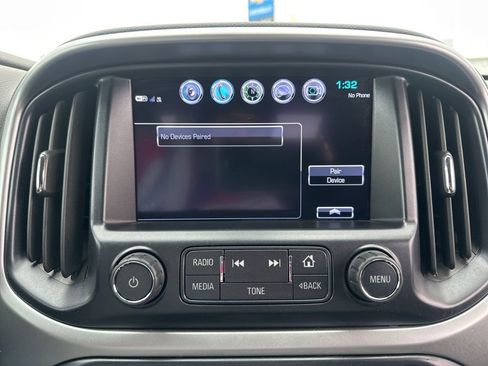 Used 2018 Chevrolet Colorado LT image 36