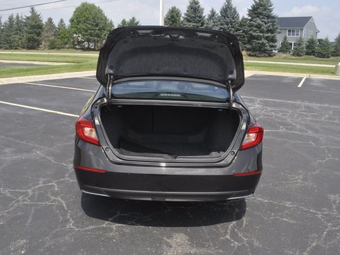 Used 2018 Honda Accord EX-L image 10