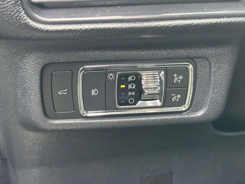 Used 2022 Lincoln Corsair Reserve w/ Equipment Group 201A image 18