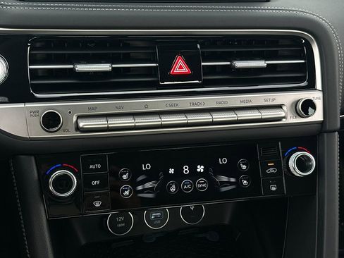 New 2026 Genesis G70 2.5T Prestige image 21