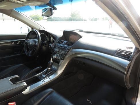 Used 2011 Acura TL w/ Technology Package FWD image 31