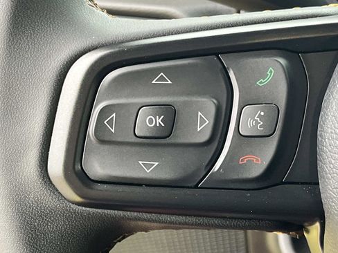 Used 2024 Jeep Wrangler Sport S image 19