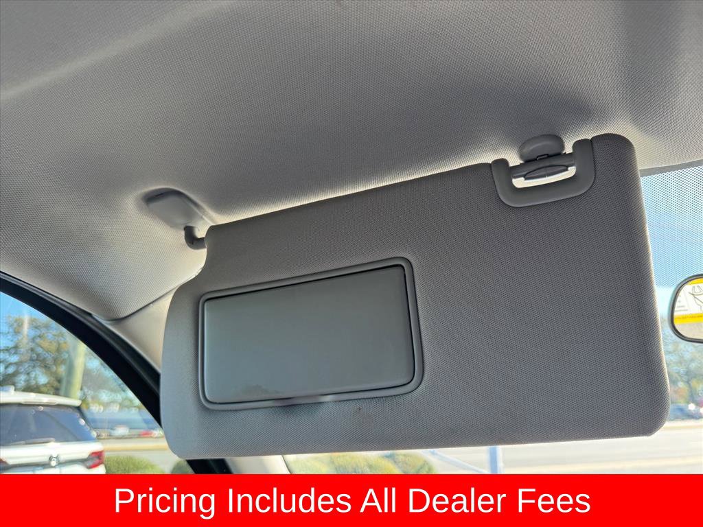 Used 2025 Nissan Frontier SV RWD image 25
