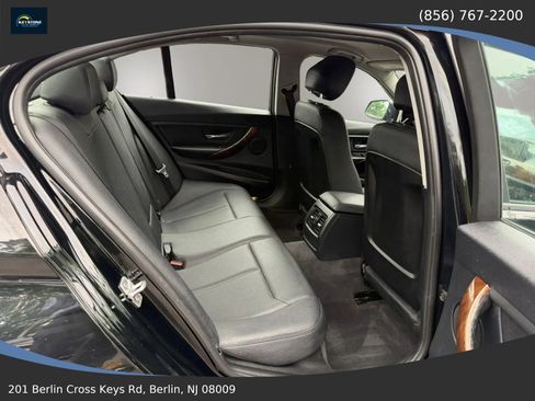 Used 2014 BMW 320i xDrive Sedan AWD/4WD image 14