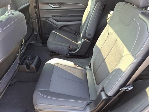 New 2025 Jeep Grand Cherokee L Laredo w/ Luxury Tech Group I image 13