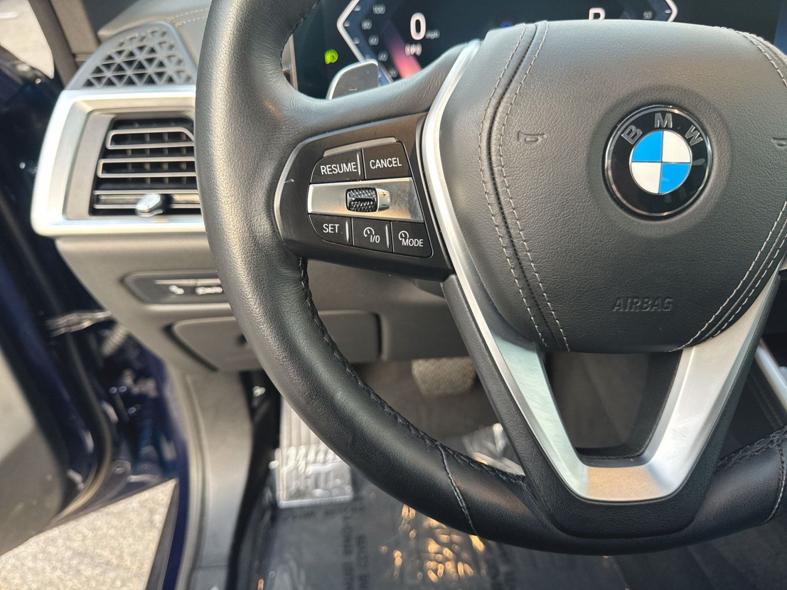 Used 2024 BMW X5 xDrive40i w/ Premium Package AWD/4WD image 40