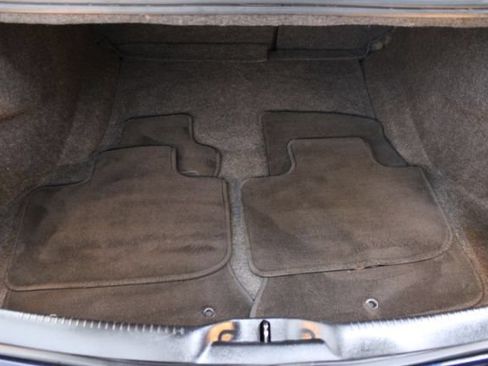 Used 2016 Chrysler 300 Limited RWD image 19