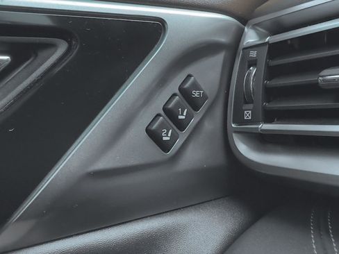 Used 2021 Subaru Outback Touring XT image 31