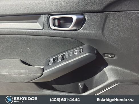 Used 2023 Honda Civic Sport image 24
