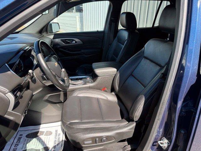 Used 2023 Chevrolet Traverse LT AWD/4WD image 10