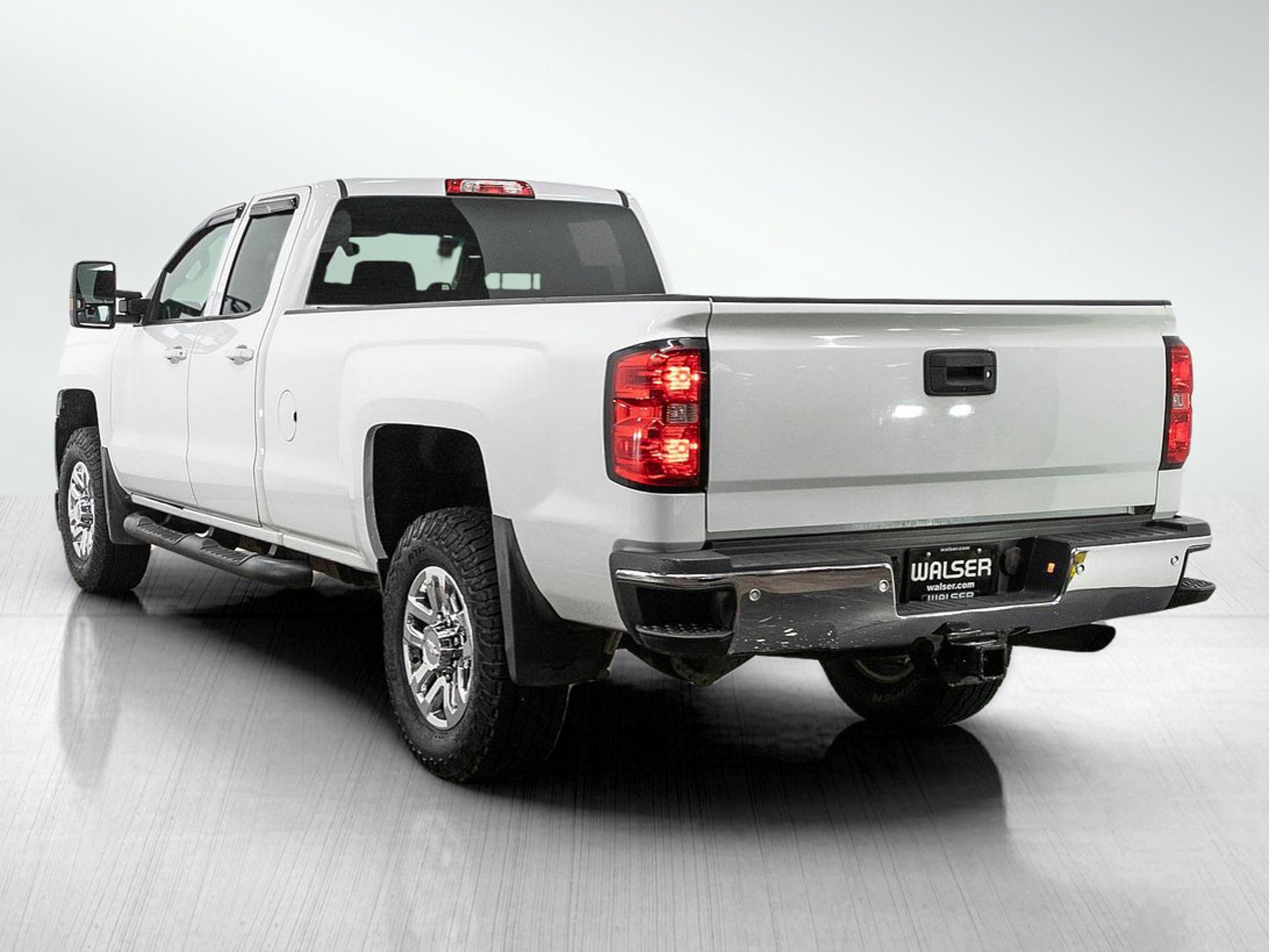 Used 2018 Chevrolet Silverado 3500 LT w/ LT Convenience Package AWD/4WD image 4