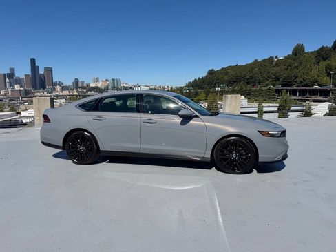Certified 2024 Honda Accord Touring image 3