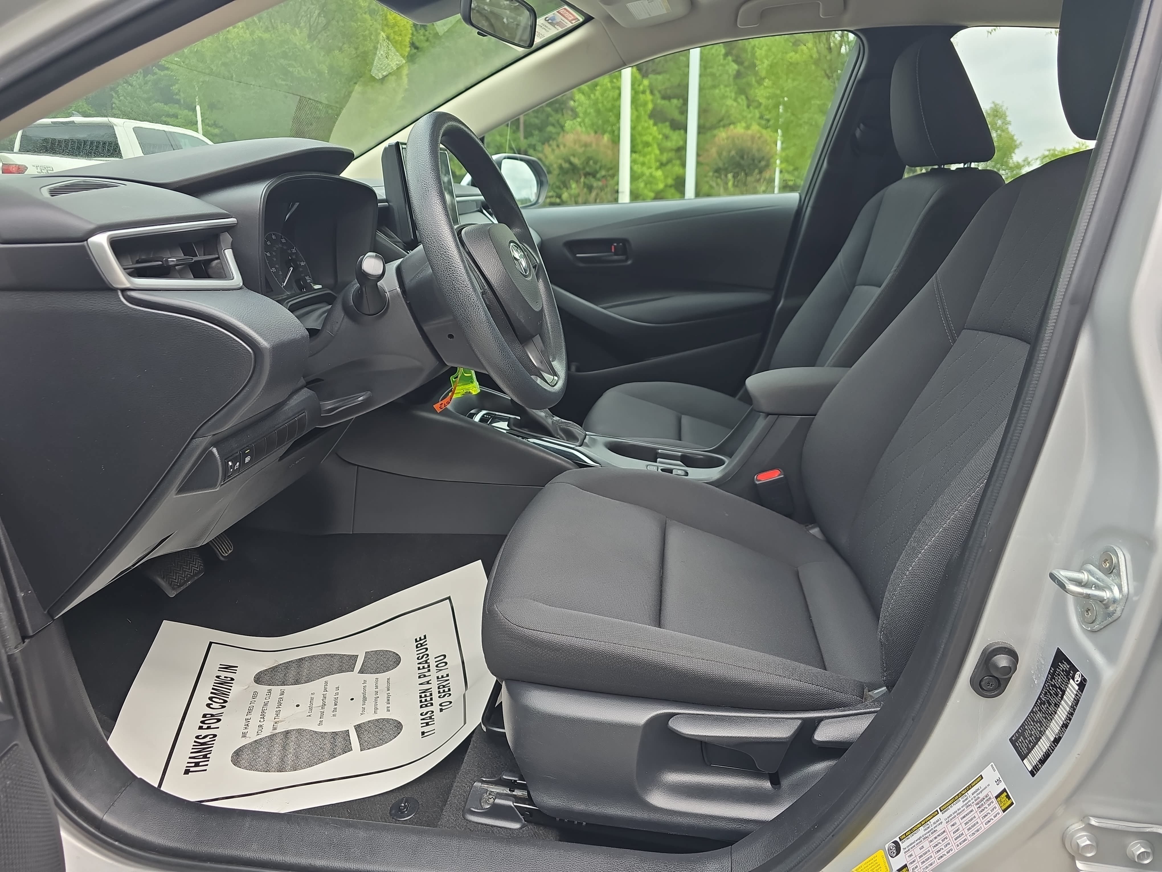 Used 2024 Toyota Corolla LE FWD image 14