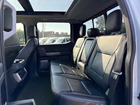 Used 2025 Ford F350 Lariat w/ Lariat Ultimate Package AWD/4WD image 15
