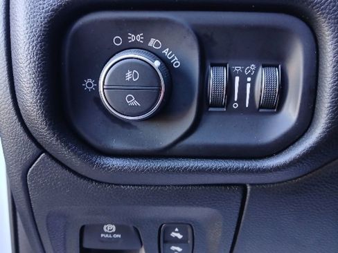 Certified 2025 RAM 1500 Laramie w/ Night Edition image 35