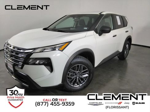 Used 2024 Nissan Rogue S FWD image 1
