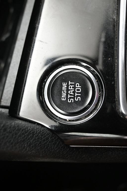 Used 2024 Kia Sportage SX FWD image 8