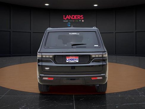 New 2026 Jeep Grand Wagoneer Limited AWD/4WD image 2