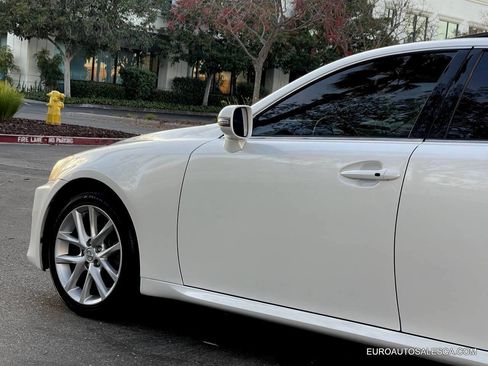 Used 2013 Lexus IS 250 Base 4dr Sedan w/ Premium Pkg Value Edition image 12