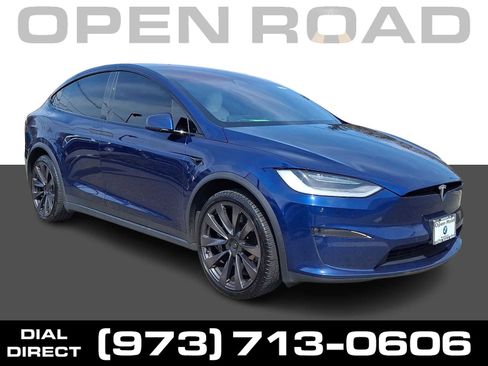 Used 2022 Tesla Model X Plaid image 1