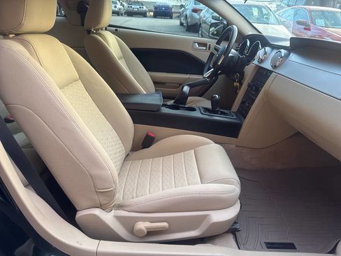 Used 2007 Ford Mustang GT image 13