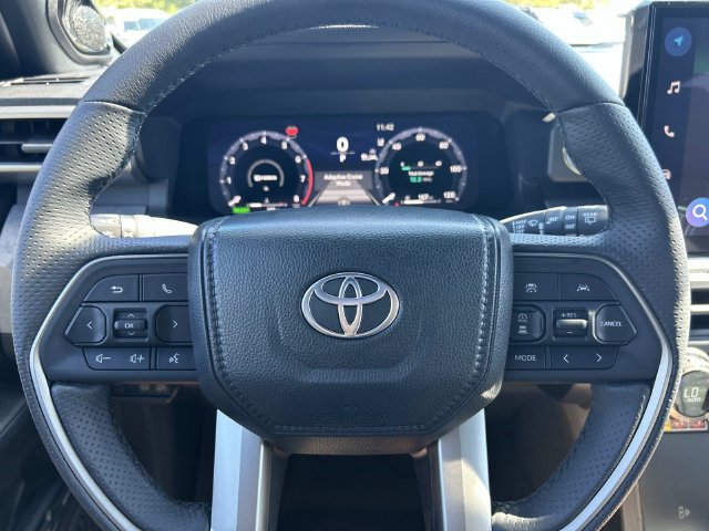 Used 2026 Toyota 4Runner Trailhunter AWD/4WD image 35