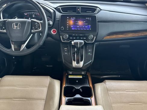 Used 2020 Honda CR-V Touring image 3