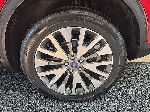 Used 2020 Ford Escape Titanium AWD/4WD image 45