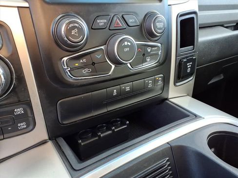 Used 2016 RAM 1500 Big Horn image 24