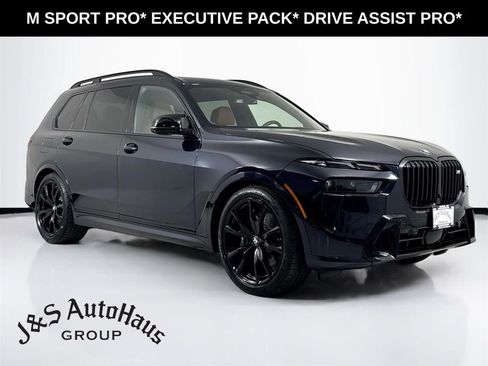 Used 2025 BMW X7 M60i AWD/4WD image 1