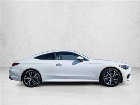 Used 2026 Mercedes-Benz CLE 300 4MATIC Coupe image 4