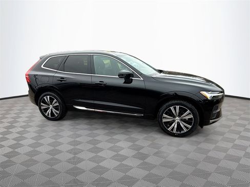 Used 2023 Volvo XC60 B5 Ultimate image 5