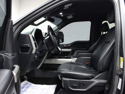 Used 2022 Ford F250 Lariat image 12