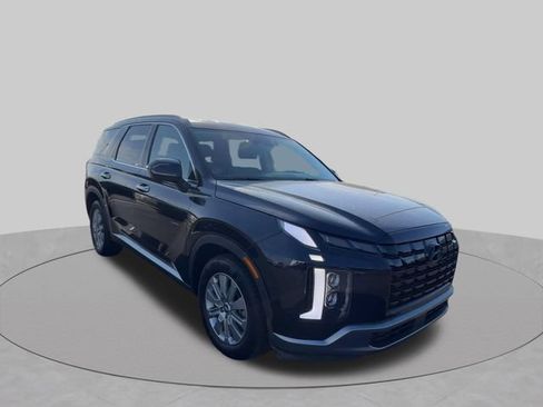 Used 2025 Hyundai Palisade SEL FWD image 2