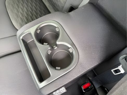 Used 2024 Nissan Pathfinder SV FWD image 26